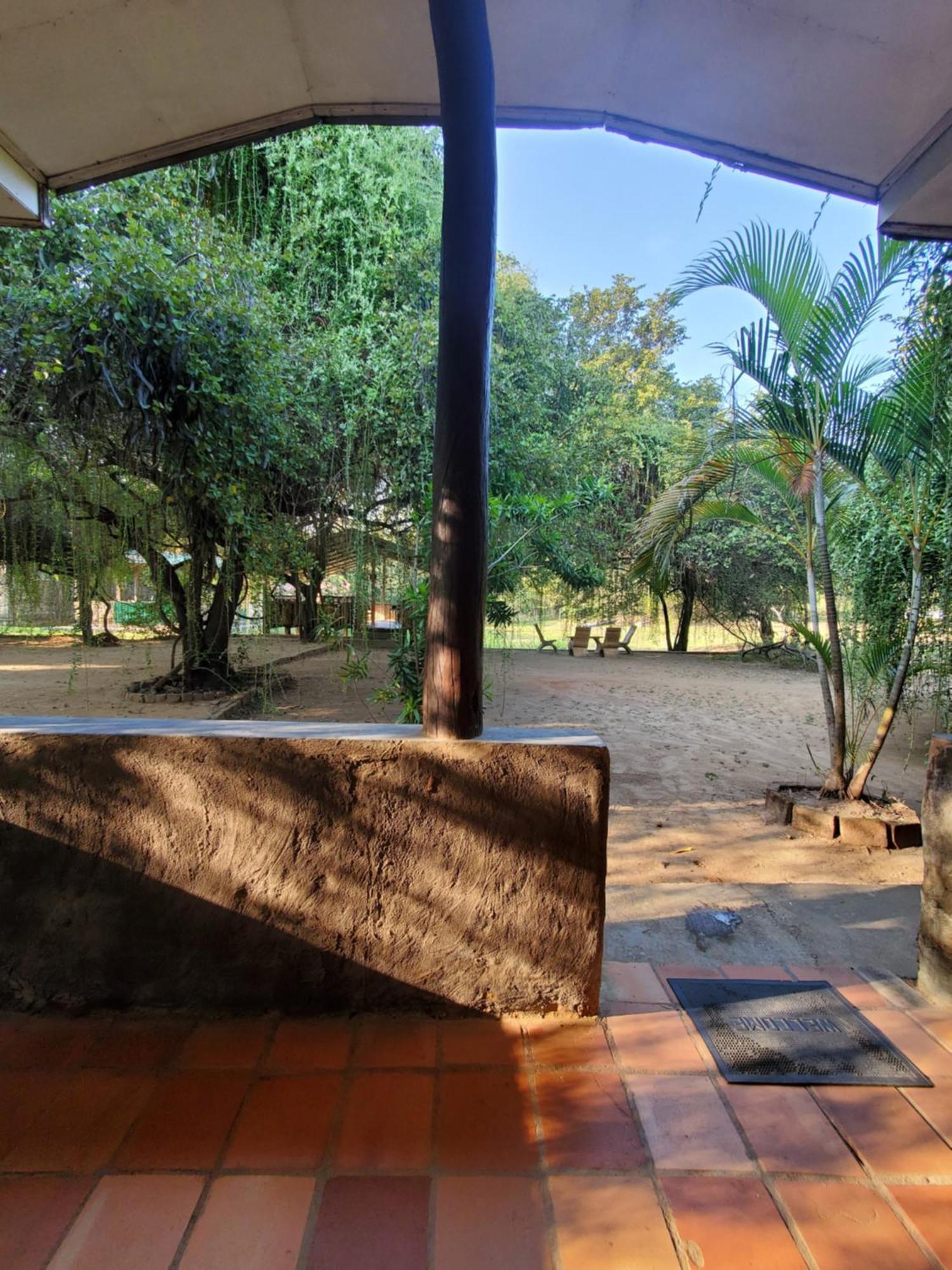 Clay Hut Village Polonnaruwa Exterior foto